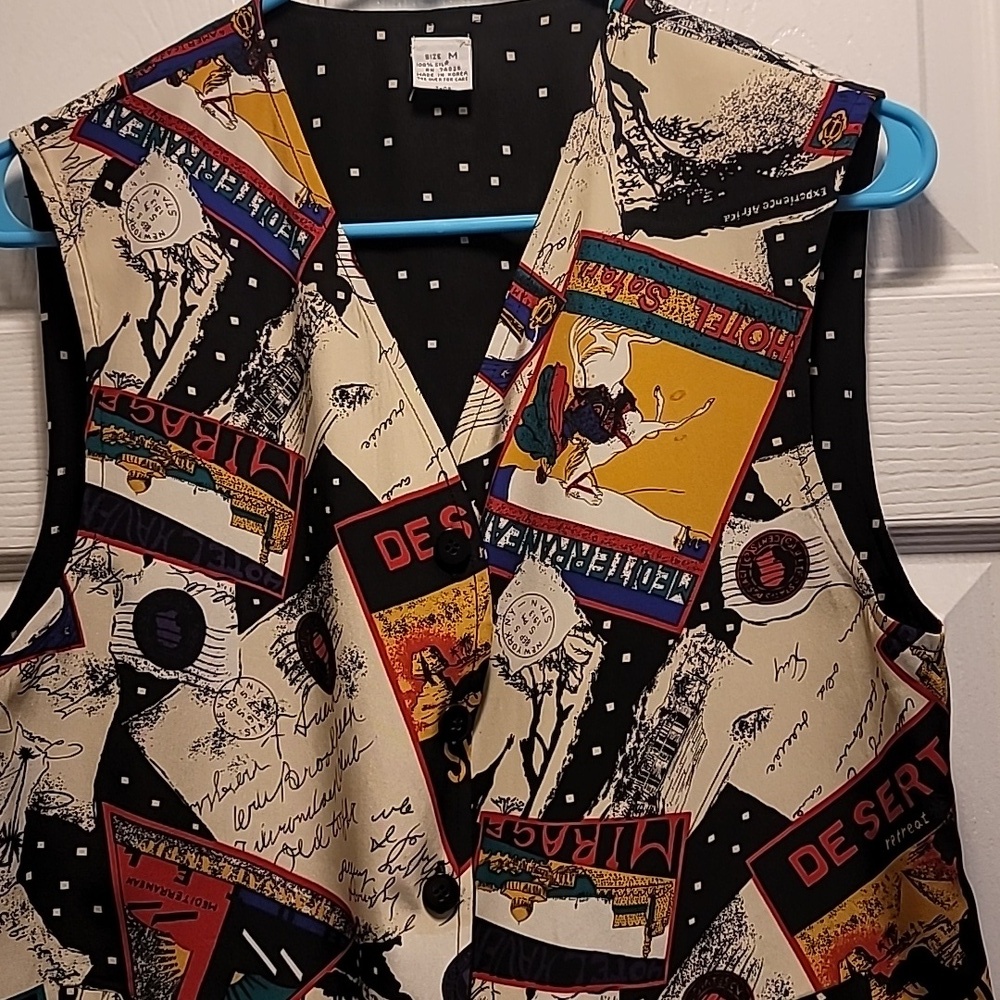 Travel Themed Silk Vest Size Medium - Picture 2 of 6